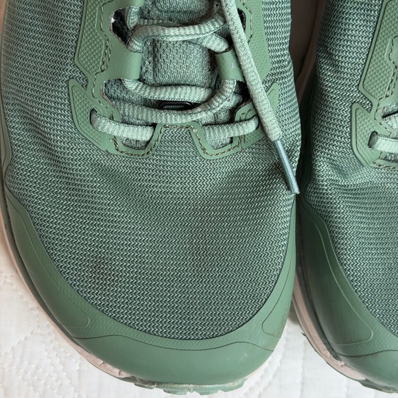 Topo Athletic Womens Traverse Green Running Shoes Sneakers Size 9.5 Sage/Tan - Picture 3 of 14